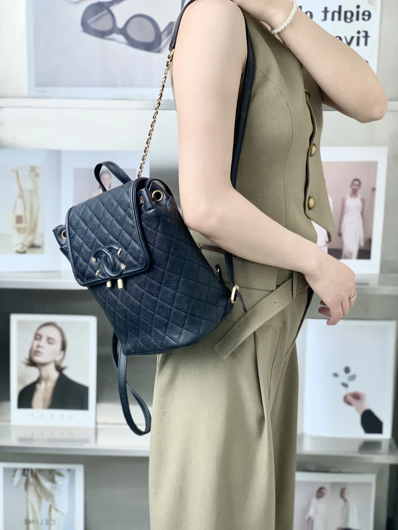 95新 Chanel/香奈儿 98新/vanity case 双肩包黑金/公价无/甄选