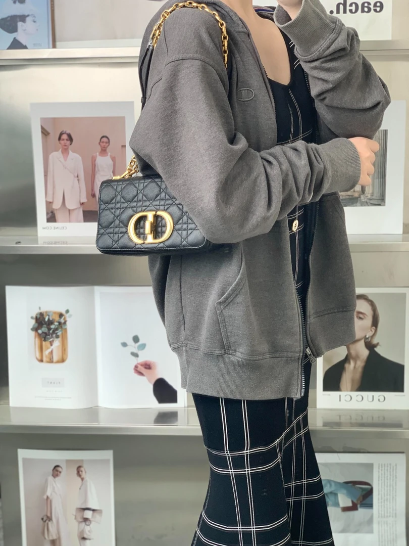 99新 DIOR/迪奥 dior caro小号黑金 单肩链条包/甄选