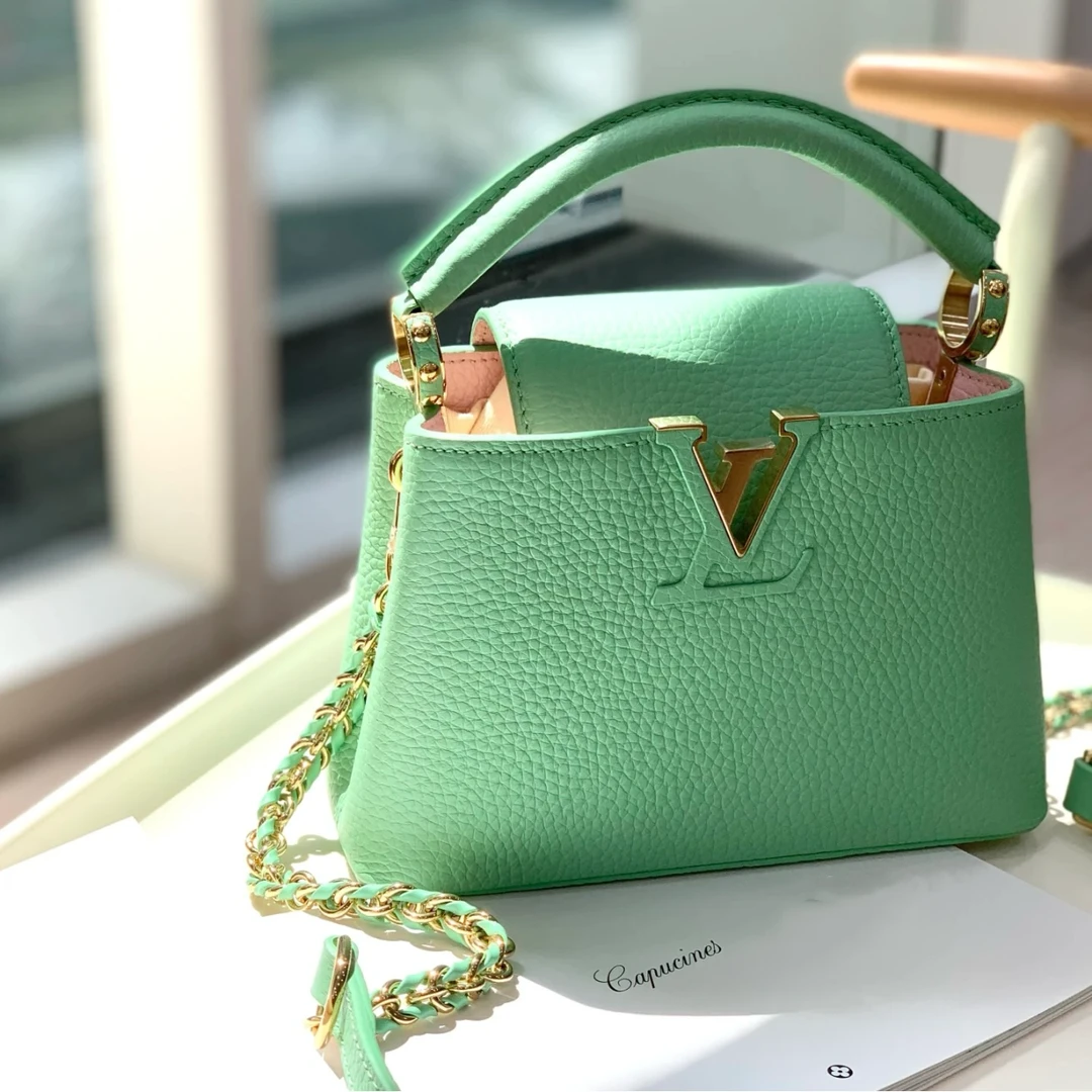99新 LouisVuitton/路易威登 caps mini 21绿色包/甄选