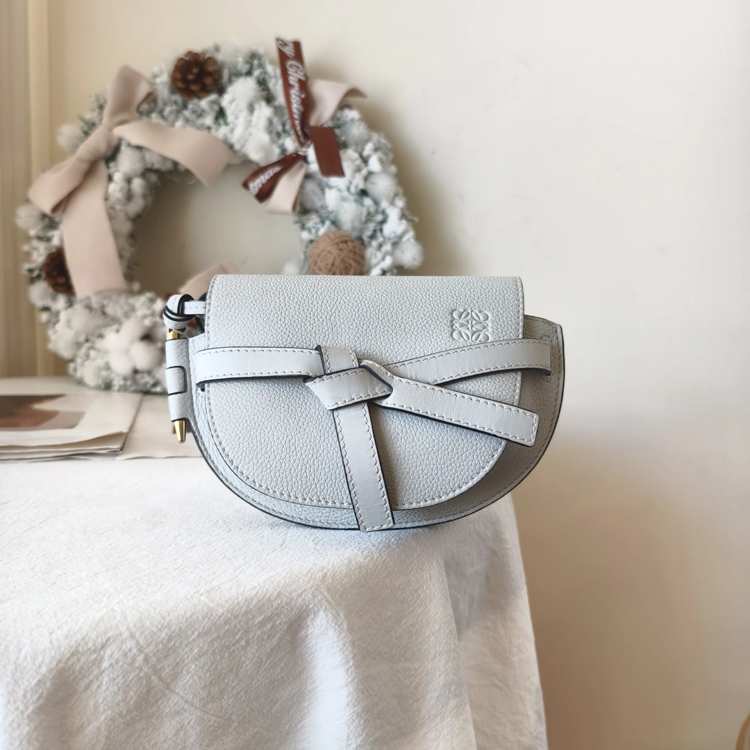 99新 LOEWE/罗意威 罗意威gate mini月光白 斜挎包/无公价/甄选