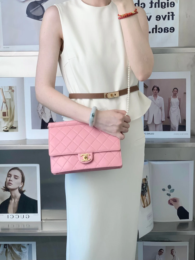 95新 Chanel/香奈儿 98新/香奈儿粉色珍珠链条斜挎包/公价无/甄选