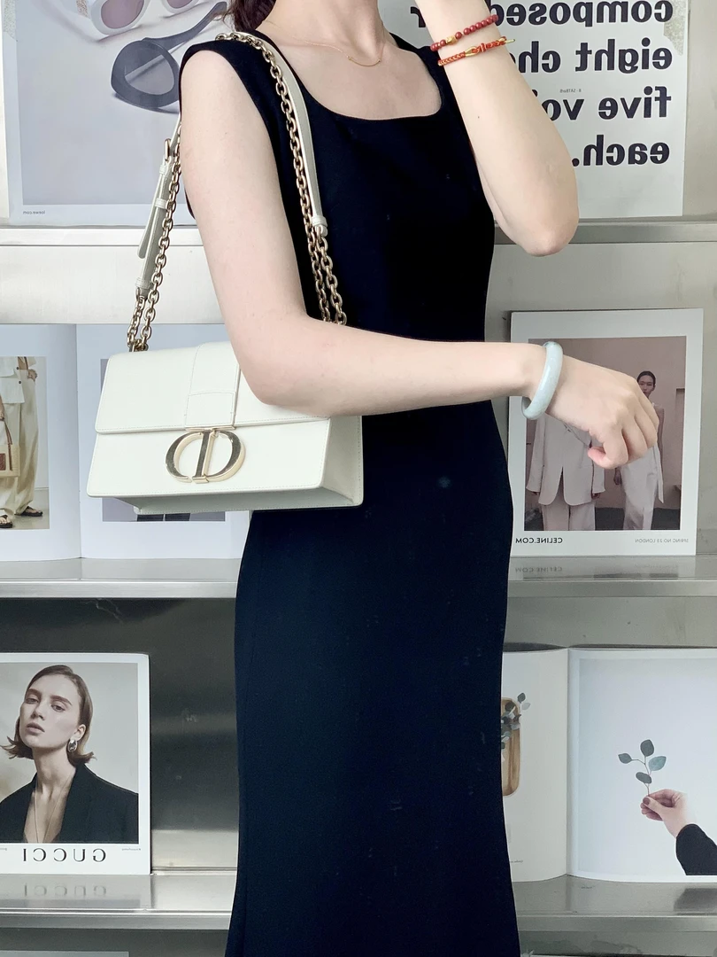 99新 DIOR/迪奥 蒙田30白色链条款 单肩斜挎包/公价29500/甄选