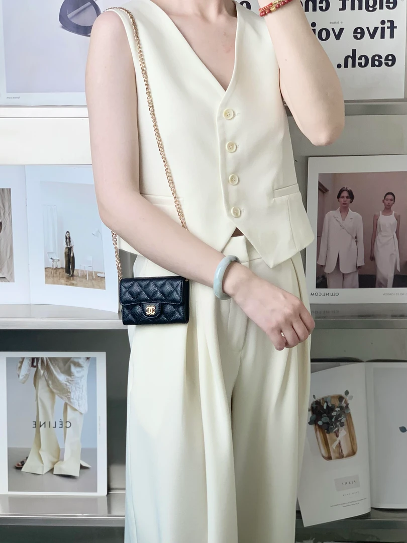99新 Chanel/香奈儿 香奈儿 cf卡包黑金荔枝纹/无公价/优品