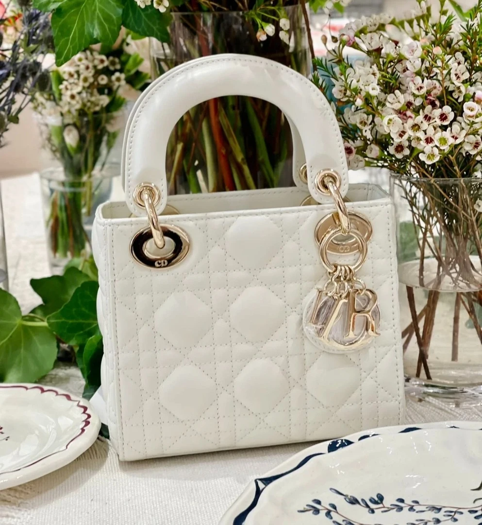99新 DIOR/迪奥 戴妃三格白金羊 手拎斜挎包/公价39500/甄选