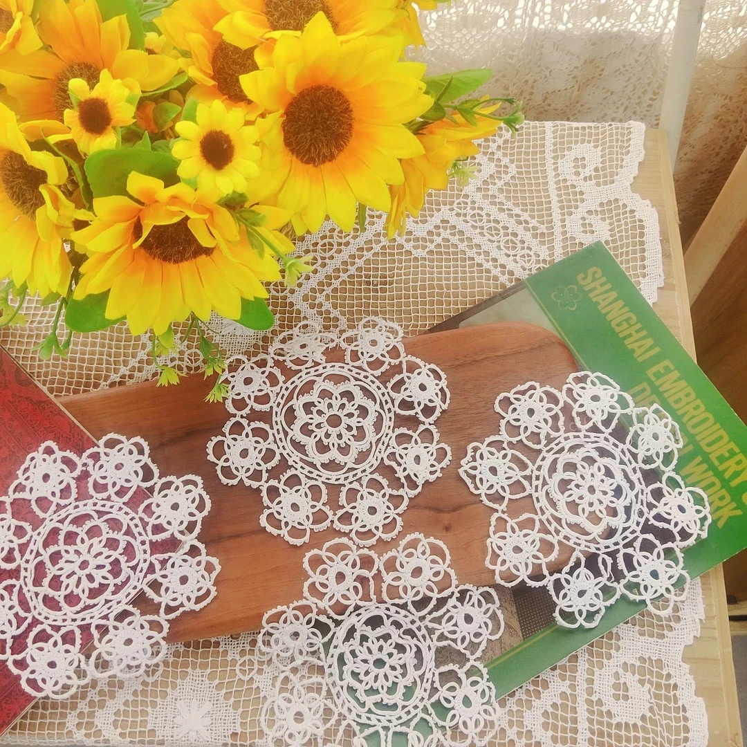 Q325-1 手工梭子圆盘垫 14cm 白色棉质 1片