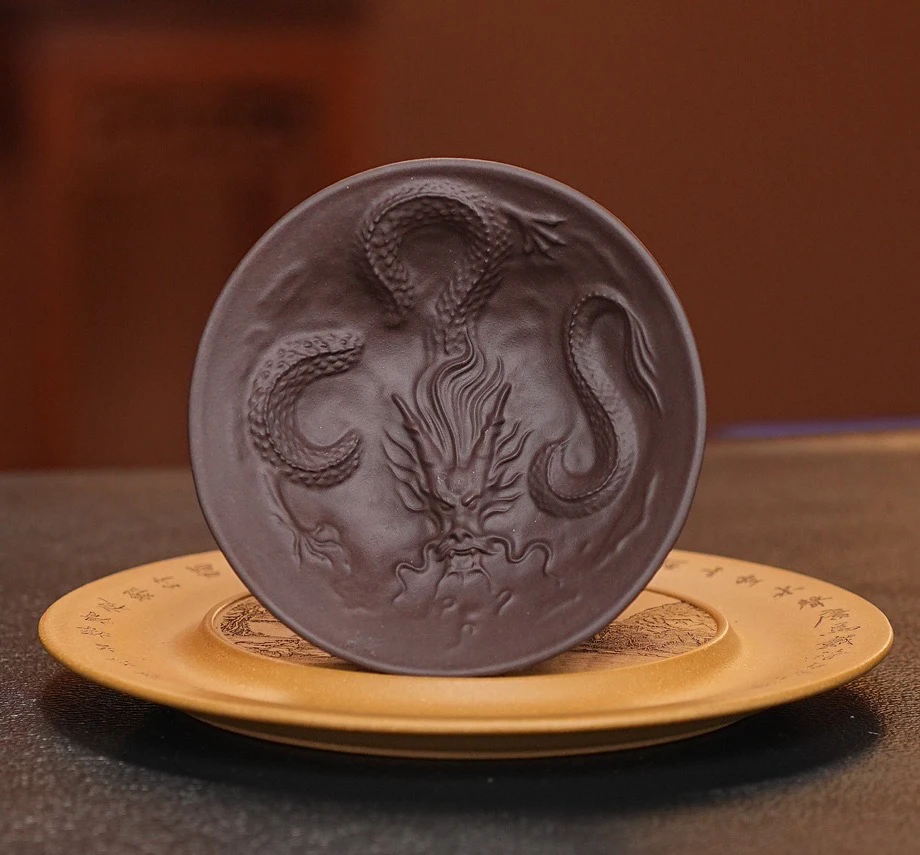 221宜兴原矿紫泥浮雕刻绘龙腾四海紫砂斗笠主人杯