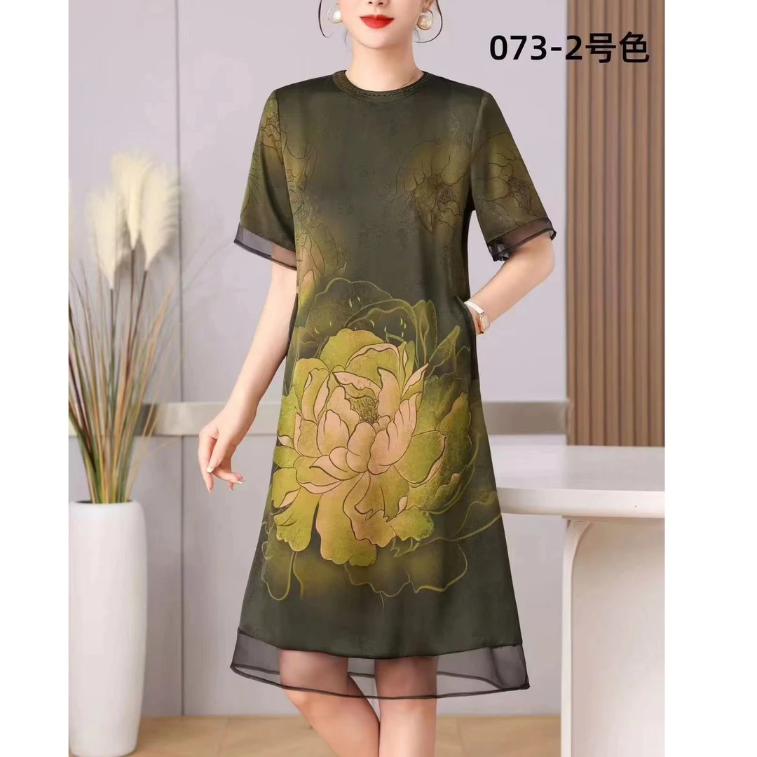 3-073-3新款时尚印花休闲连衣裙