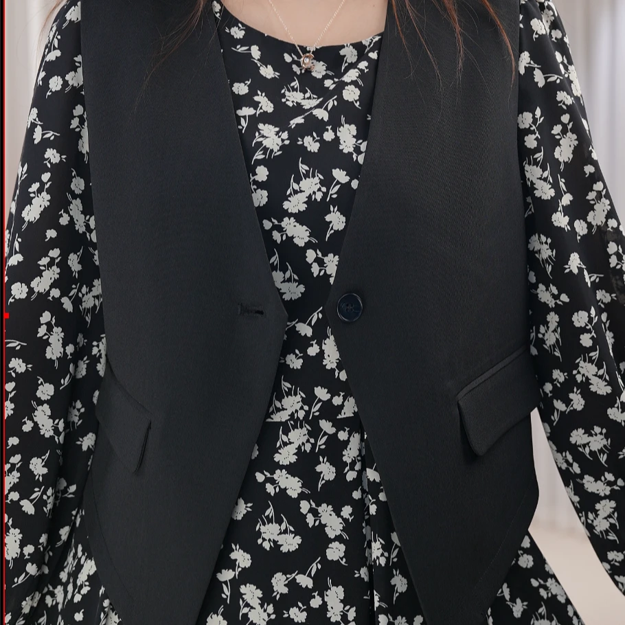 大码女装胖mm秋季新款纯色春夏显瘦百搭气质洋气时尚纯色无袖马甲