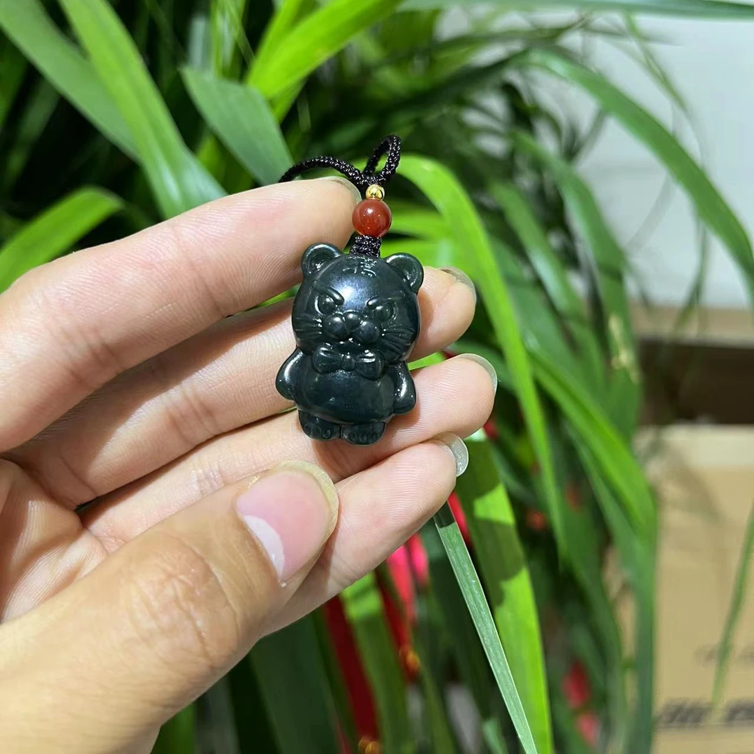 和田玉青玉一细料老虎吊坠可爱手工气质时尚挂坠萌虎