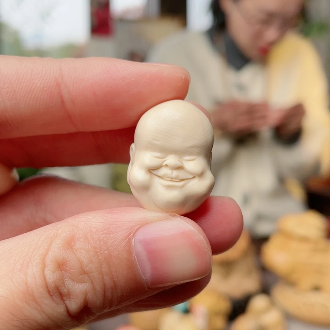 【闪购商品】雕刻木材S****