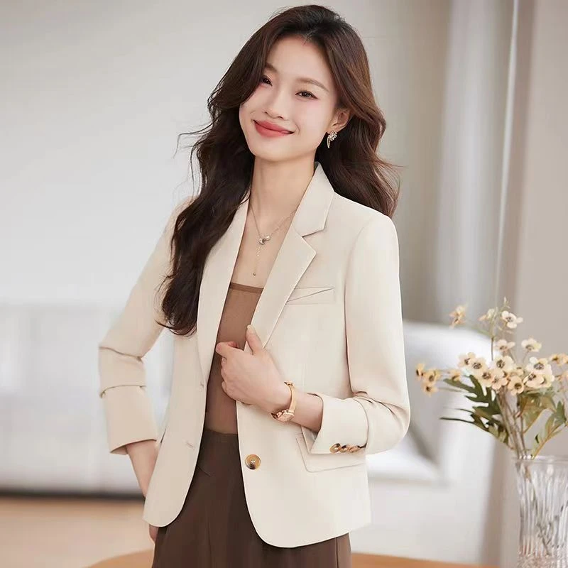 咖色短款西装外套女高级感小个子2025新款春秋休闲显高小西服上衣
