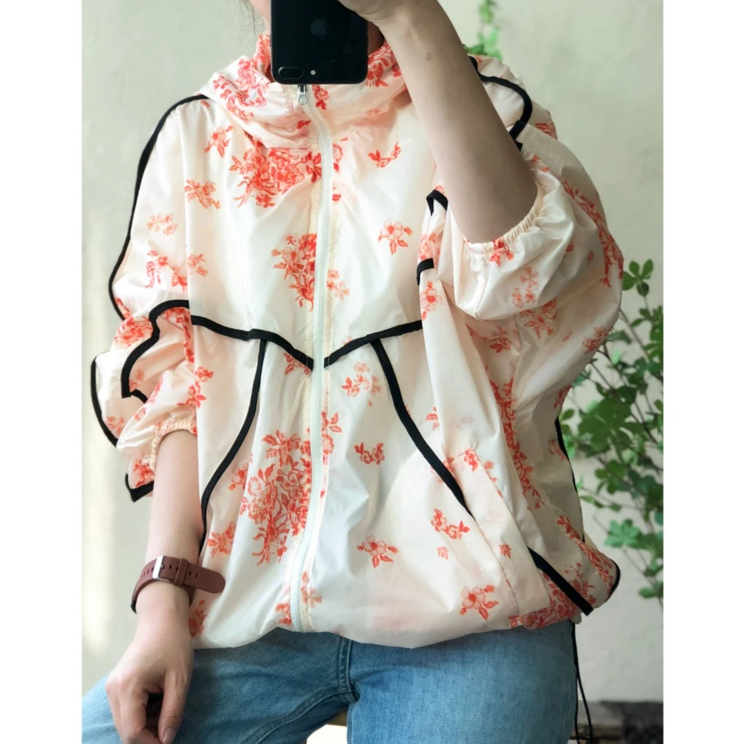 （浅笑）23037洋气夏季新款透气百搭宽松印花防晒服薄款外套连帽