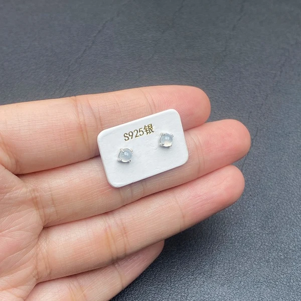 白冰翡翠耳环精美时尚精致经典素款银制品(可接受多样性发货)百搭
