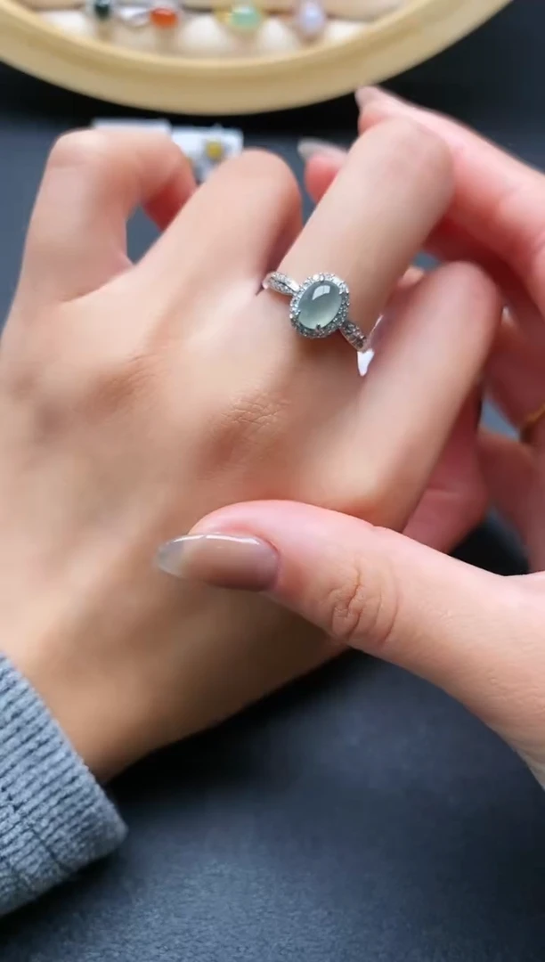 【闪购商品】翡翠戒指银S925镶嵌88888881+