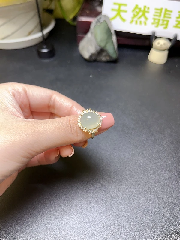 葡萄肉色戒指翡翠时尚复古女士气质指环绿色镶嵌银戒轻奢女款简约