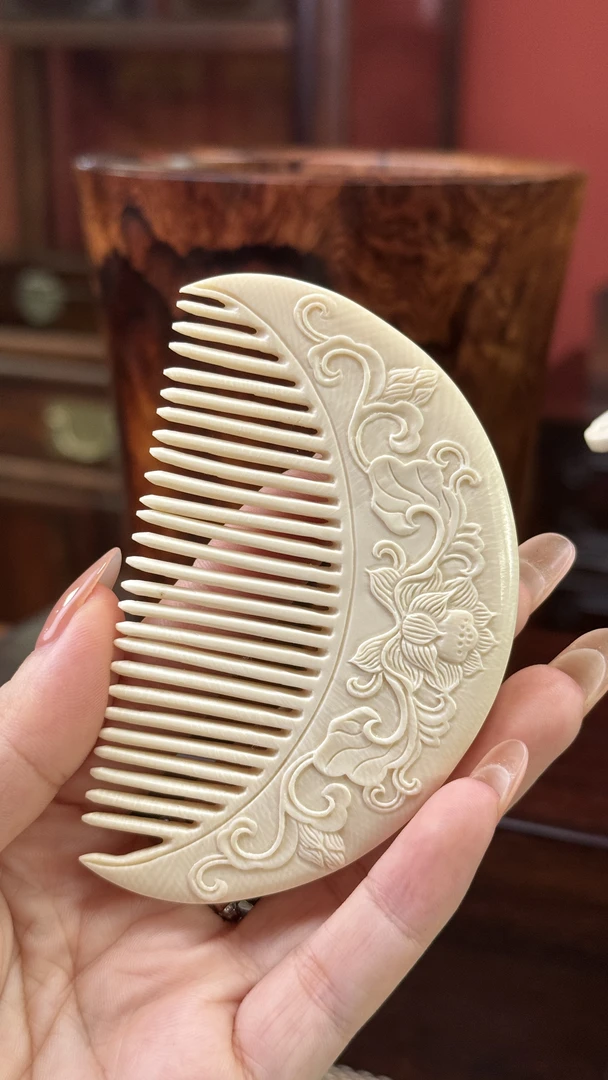 猛犸梳子木雕工艺品