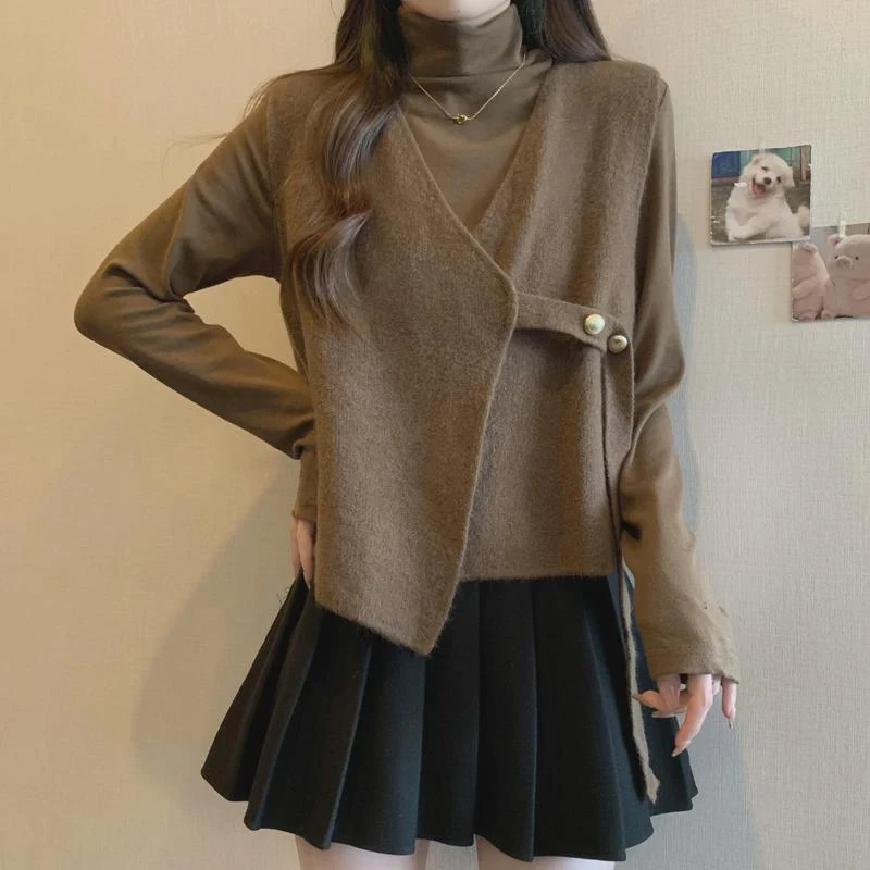 大码女装秋冬微胖设计感不规则半高领打底衫针织马甲时尚两件套装