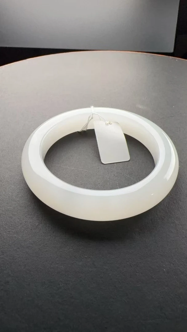 和田玉青海料白月光手镯精品