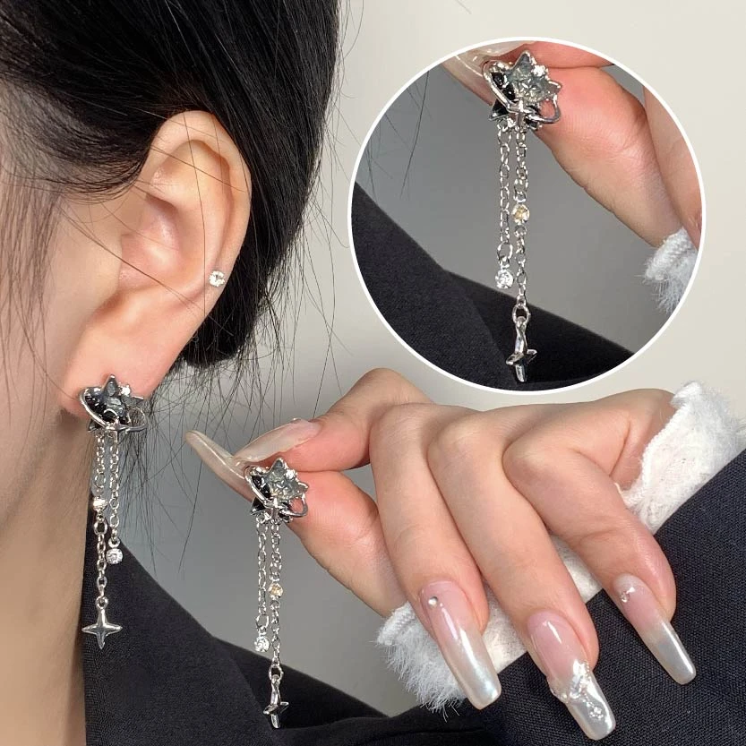 铜合金耳饰 冬季闪耀星星黑色水晶流苏耳钉轻奢高级感耳饰GTD15