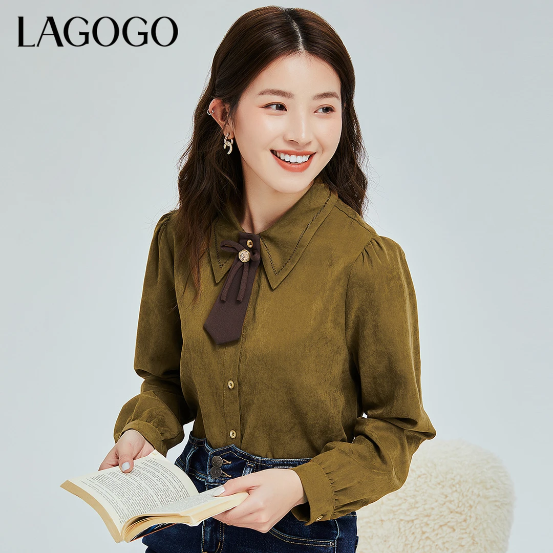 Lagogo新款方领泡泡袖桃皮绒复古衬衫女LCCC43YC12