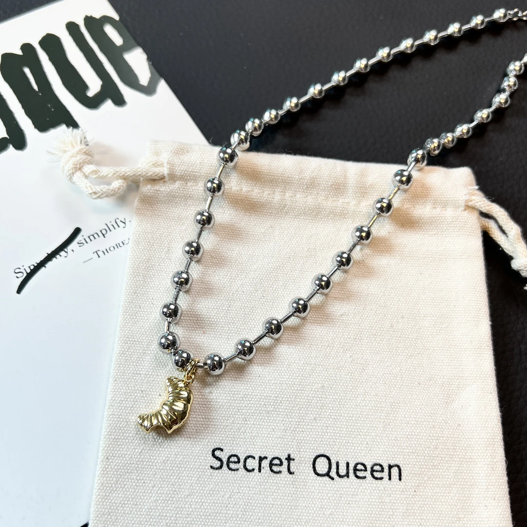 铜合金项链 小众设计圆珠牛角包金银混色项链C025