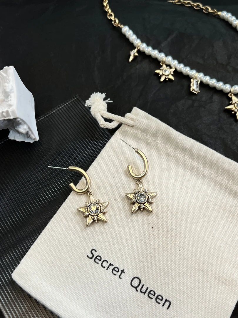 铜合金耳饰 小众设计复古做旧哑金星星耳环一对C119