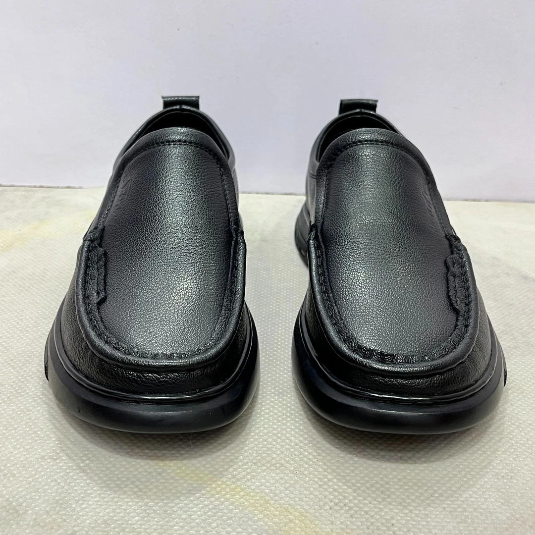 休闲男皮鞋男士男款舒适时尚百搭透气黑色真皮商务软底低帮