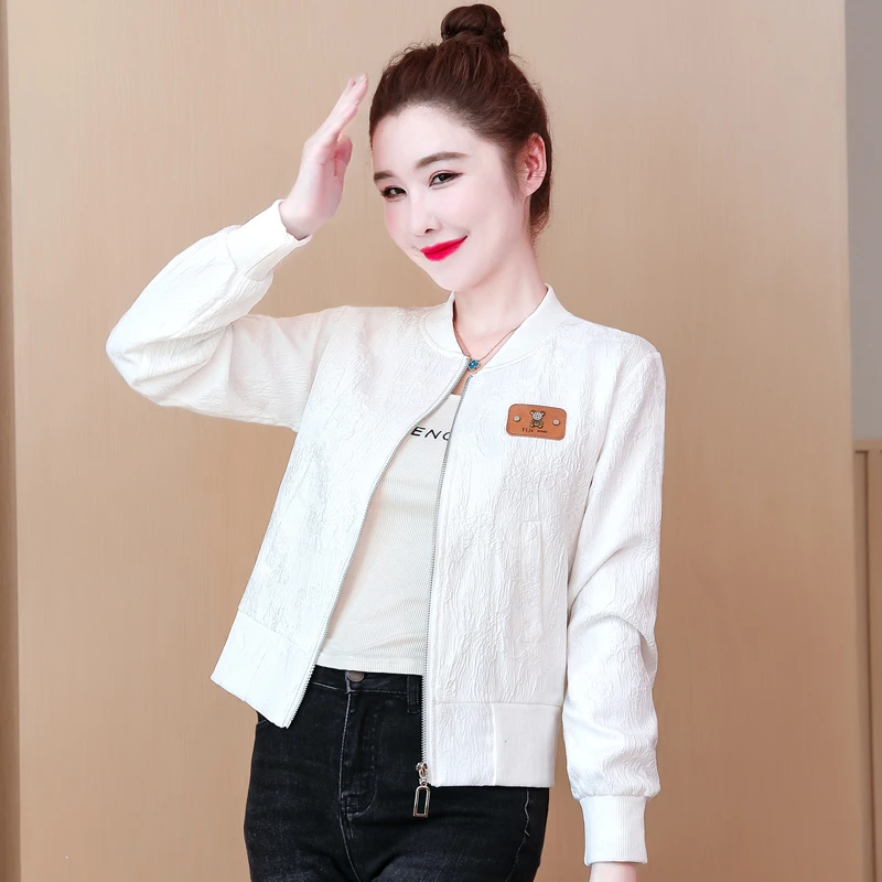 2025年春季新款简约百搭休闲棒球服外套时尚气质时髦上衣