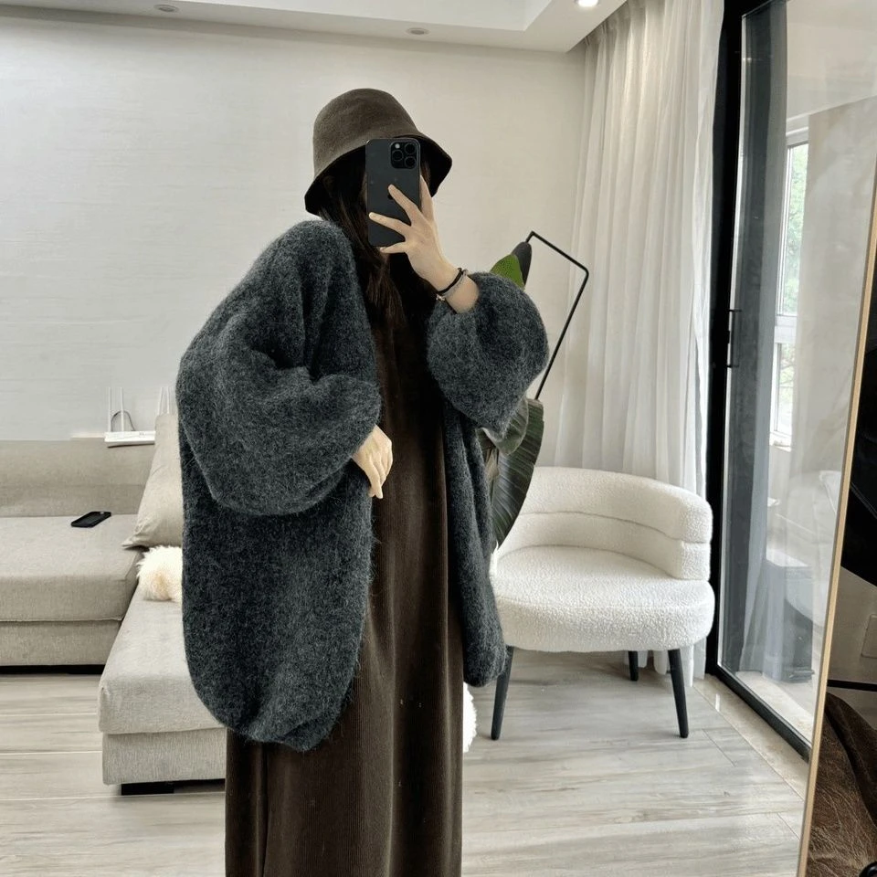 慵懒风秋冬季高品质纯色无扣设计毛衣外套宽松加厚毛绒感针织开衫