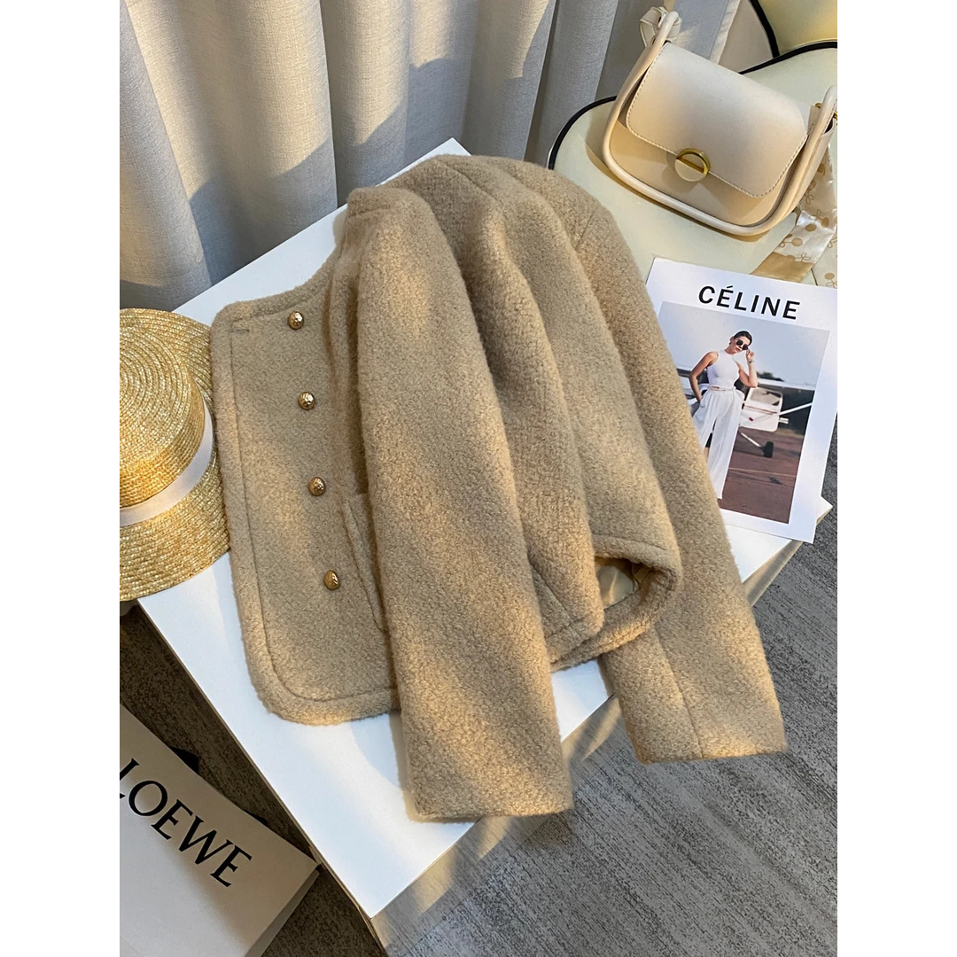 冬季韩系氛围感卡其色毛茸茸外套上衣时尚轻奢洋气百搭减龄小香风