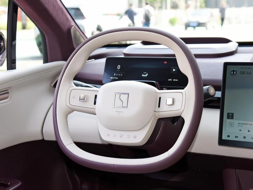 专车专用纳帕材质定制经典款两侧打孔专用方向盘套汽车方向盘套