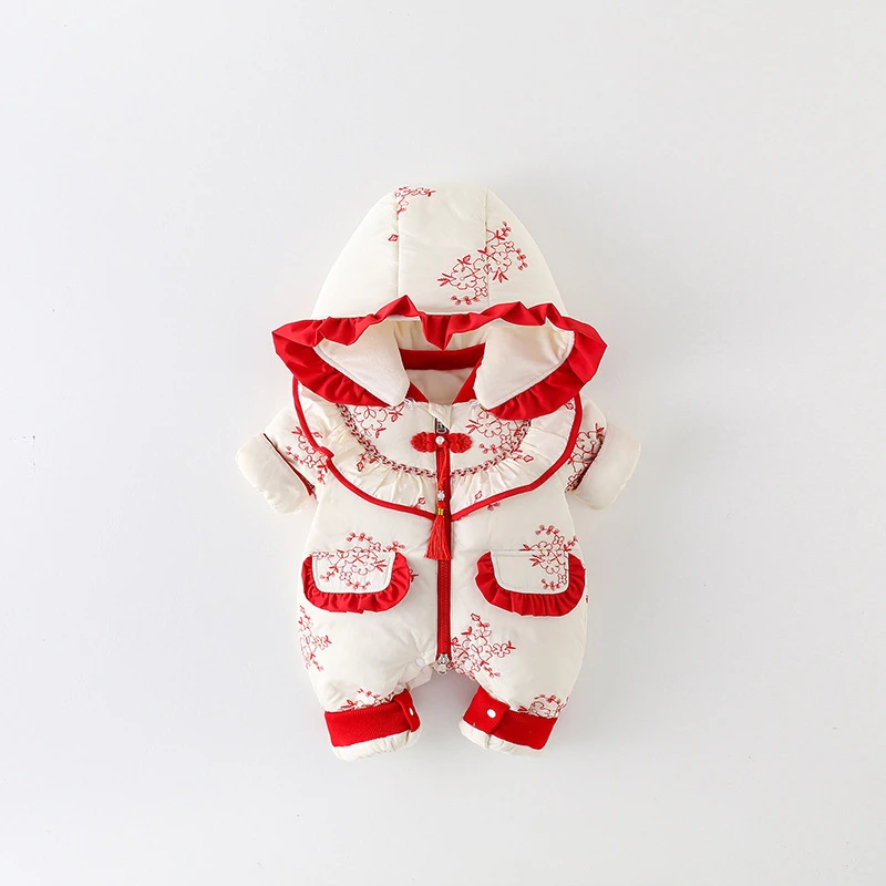 国风缠花刺绣盘扣流苏羽绒连体衣新年装周岁女宝宝羽绒哈衣1718