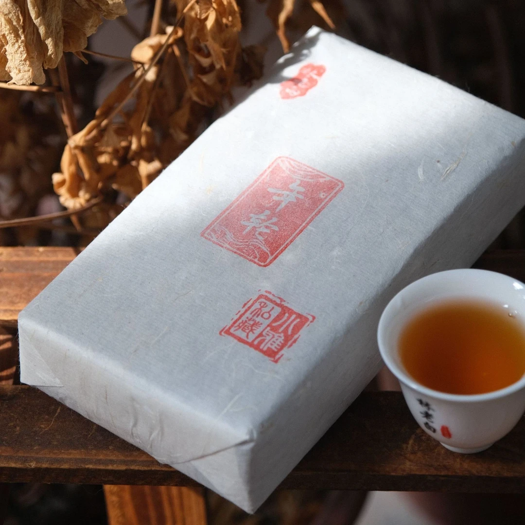 2010年轮茶砖丨磻溪高山丨松压工艺