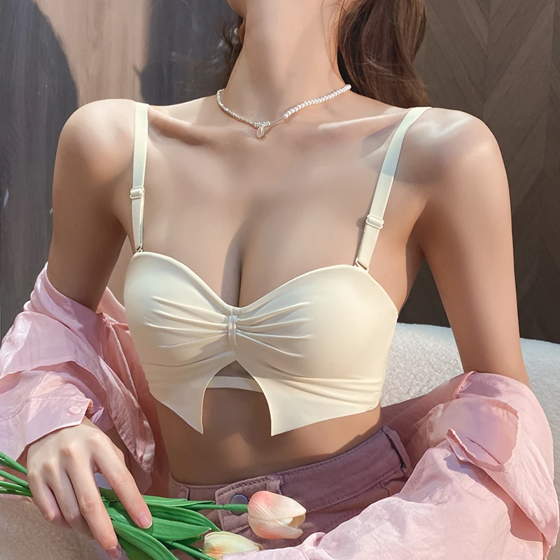 半杯内衣少女生小胸聚拢显大性感多情猫无肩带防滑平胸文胸罩