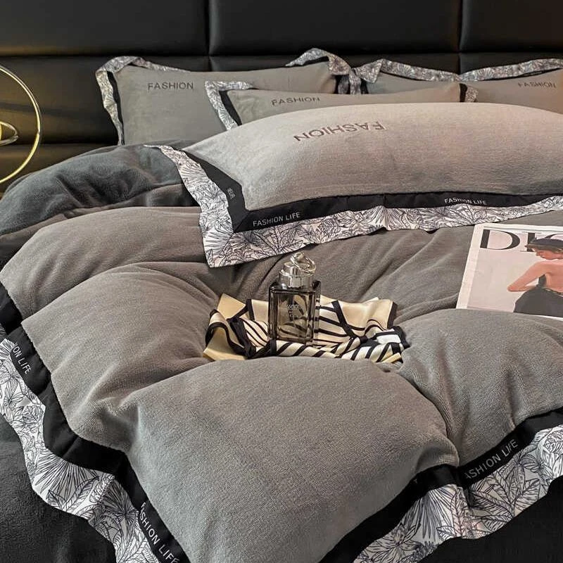 轻奢风牛奶绒冬季四件套欧美简约加厚珊瑚绒双人被套床单床上用品