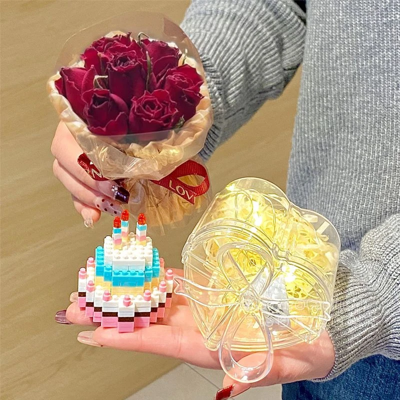 微小颗粒积木男友专属小东西生日蛋糕益智拼装图玩具惊喜成品玫瑰