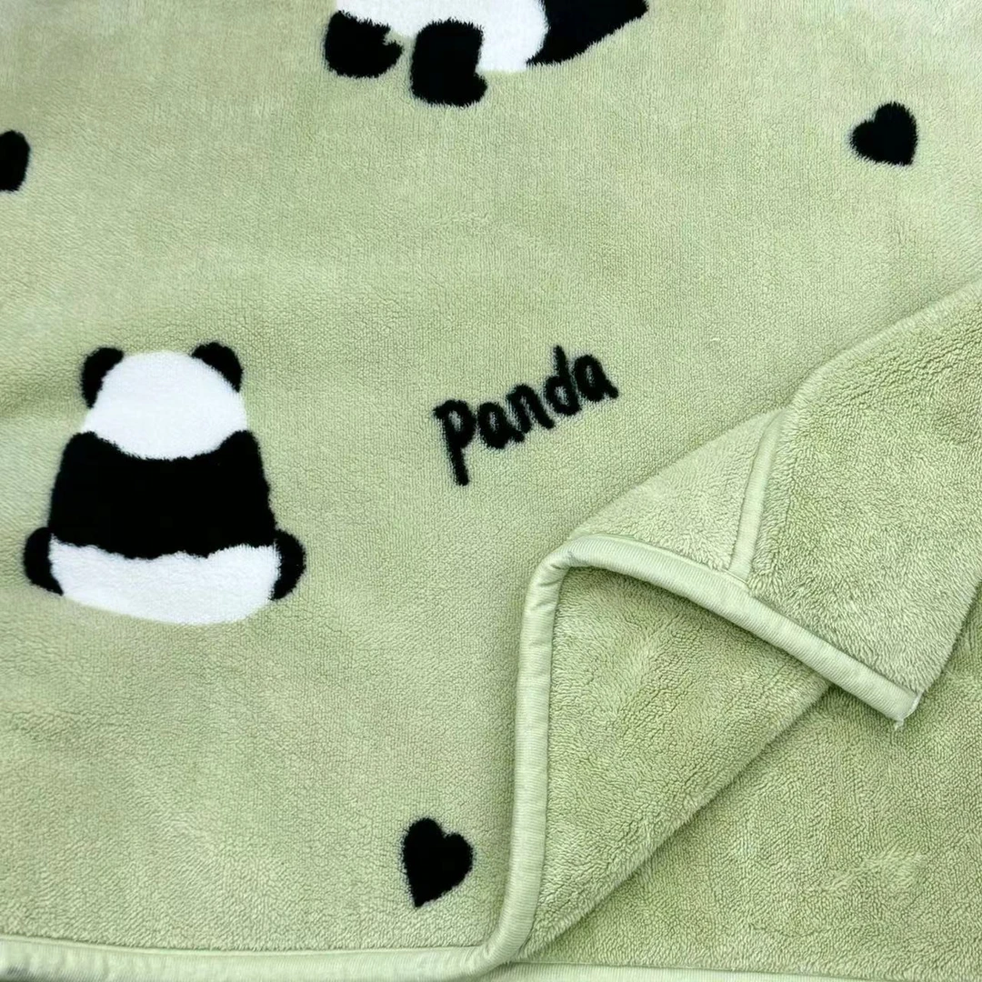 【绿熊猫】200*230温暖居家舒棉绒三层加厚被子