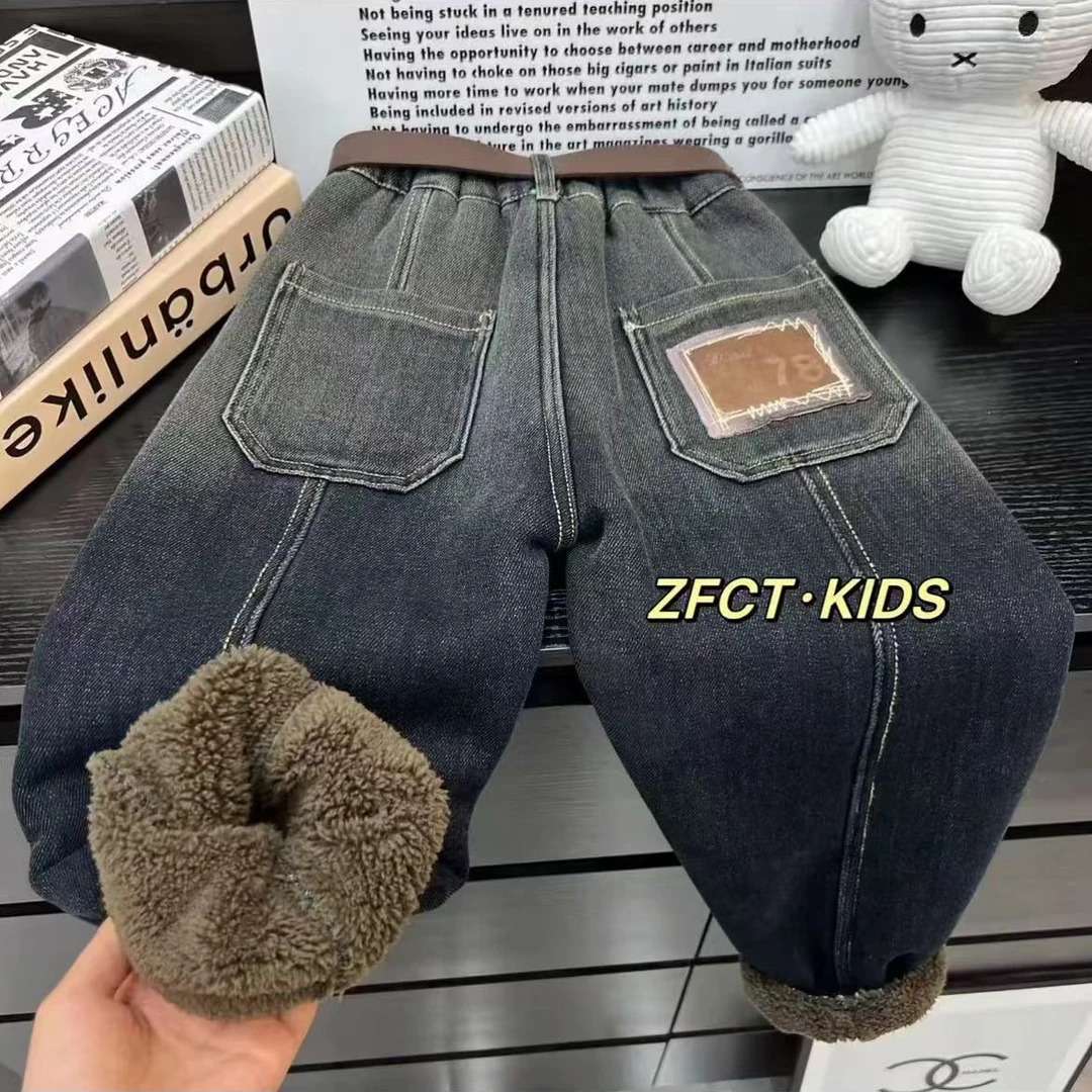 冬日潮搭~加厚羊羔绒冬季新款男童加绒后兜贴标洋气牛仔裤4378