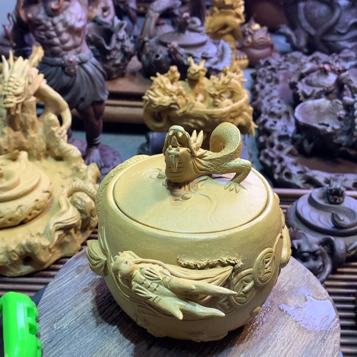 王*定制新款紫砂艺术学院美术