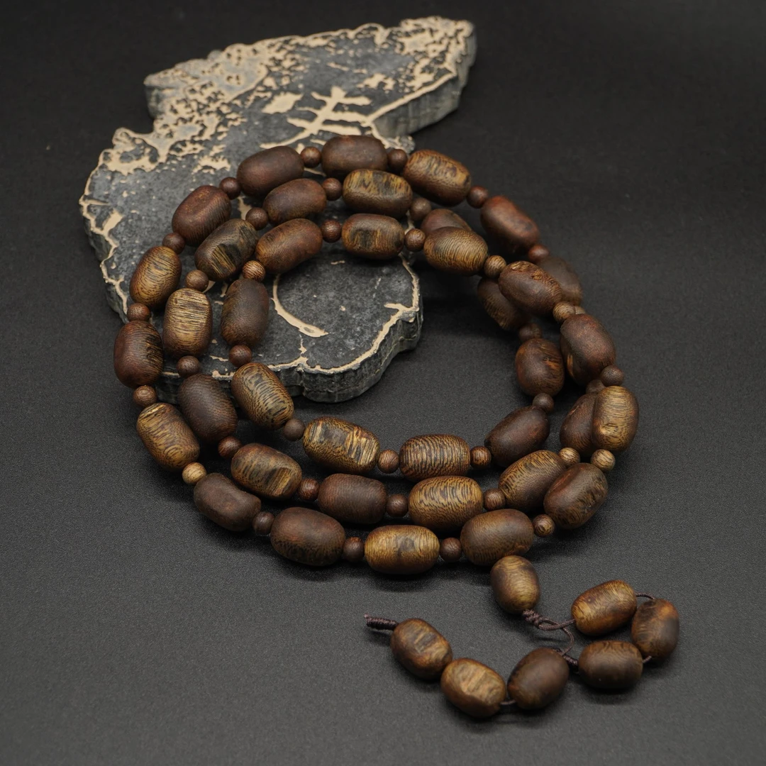 劉香香 海南白棋大留疤 1.0随形多圈 沉香手串多样性发其一（45g）