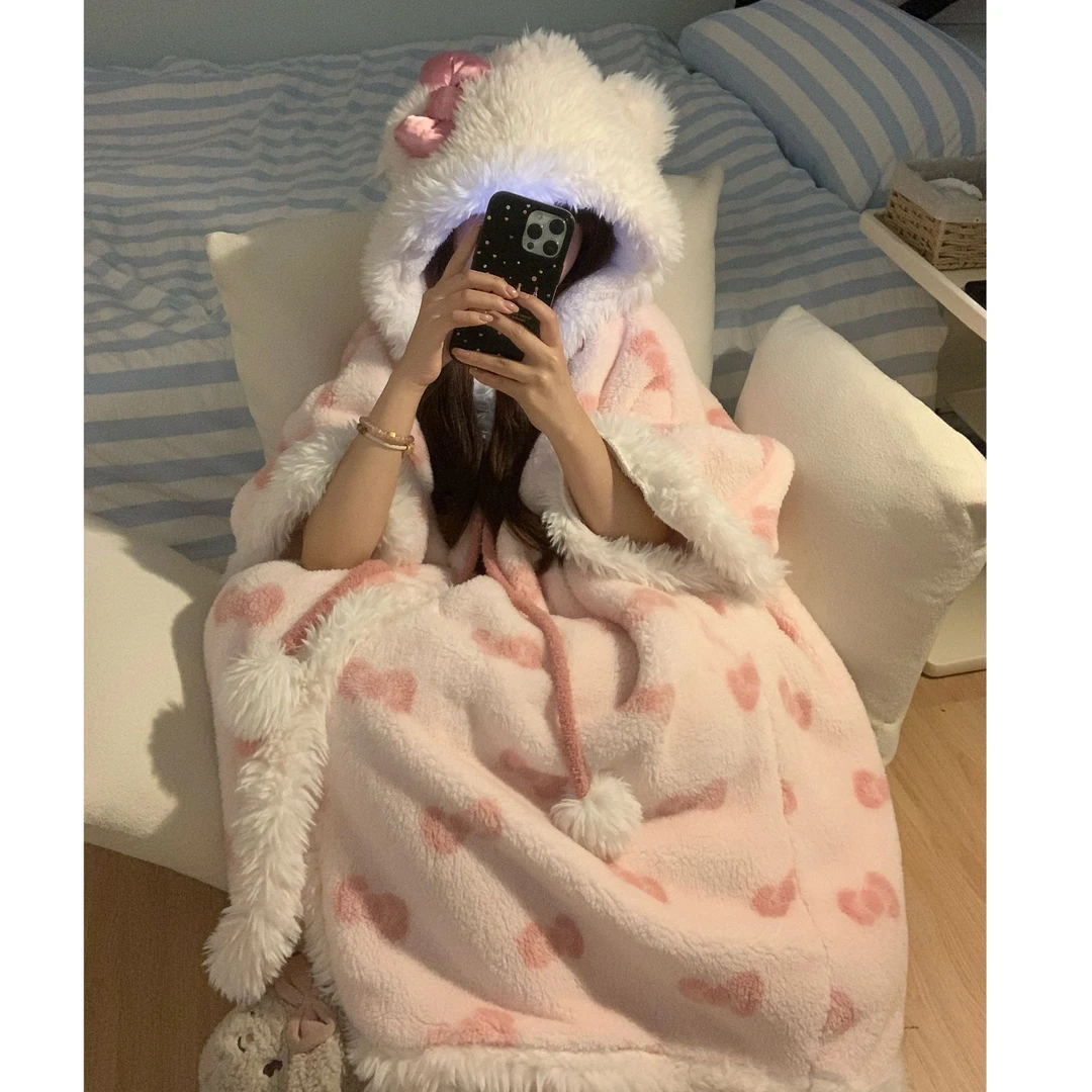 甜美少女心珊瑚绒睡衣女款秋冬加绒加厚斗篷可外穿家居服毛绒睡袍