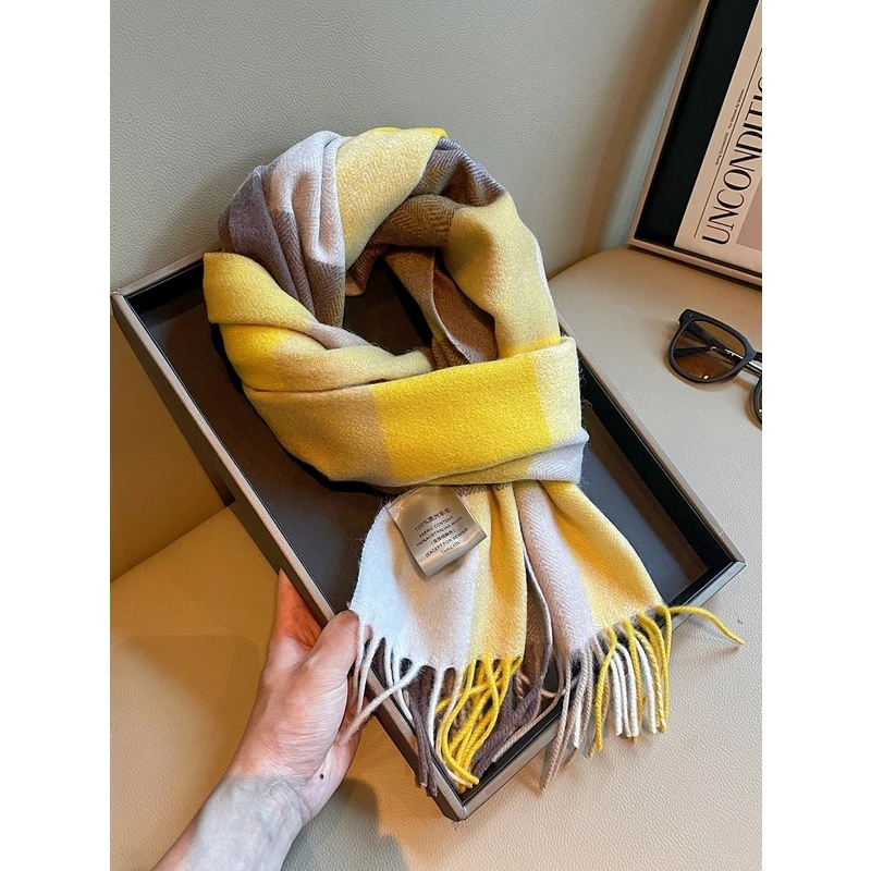 礼盒澳洲纯羊毛围巾女冬季新款经典黄色格子流苏羊绒韩版保暖围脖
