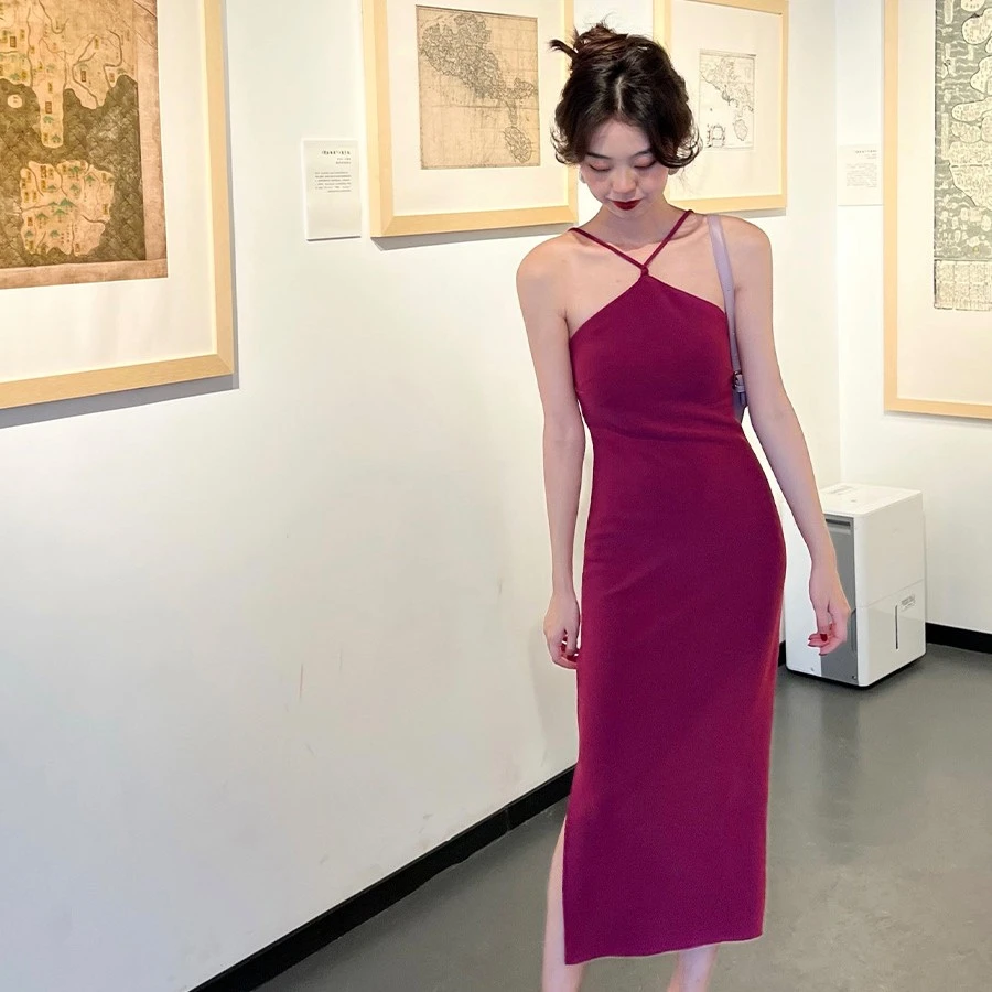 显白紫色挂脖吊带裙女夏性感露肩包臀连衣裙复古修身显瘦打底裙