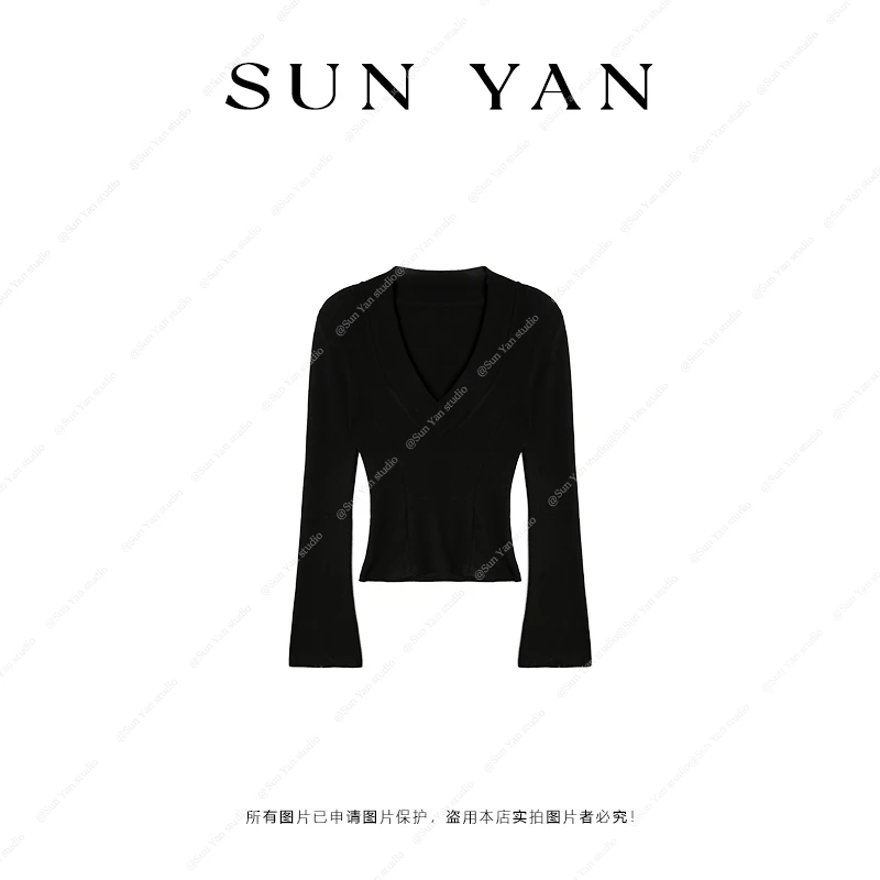 孙妍新款上新【欲系打底】时尚纯欲V领修身显瘦磨毛打底衫女新款