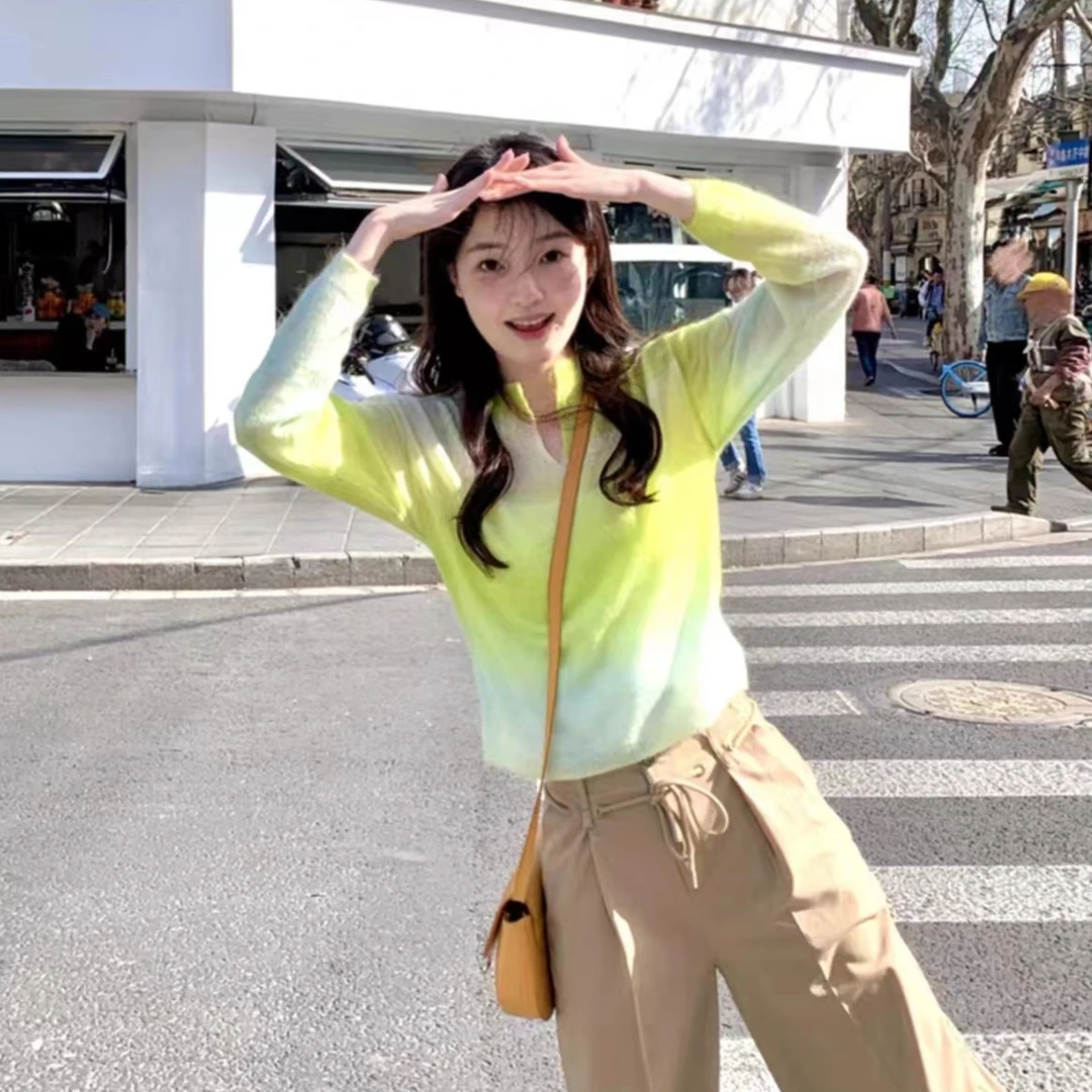 【小荷】2024秋冬新薄款绿色温柔百搭短款渐变针织套头上衣.Y6752