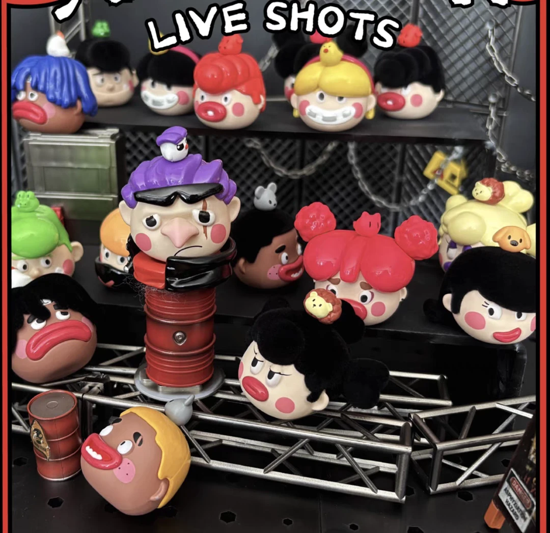 正版丑萌家族第四代热血高校盲盒潮玩手办萌粒摆件搞怪