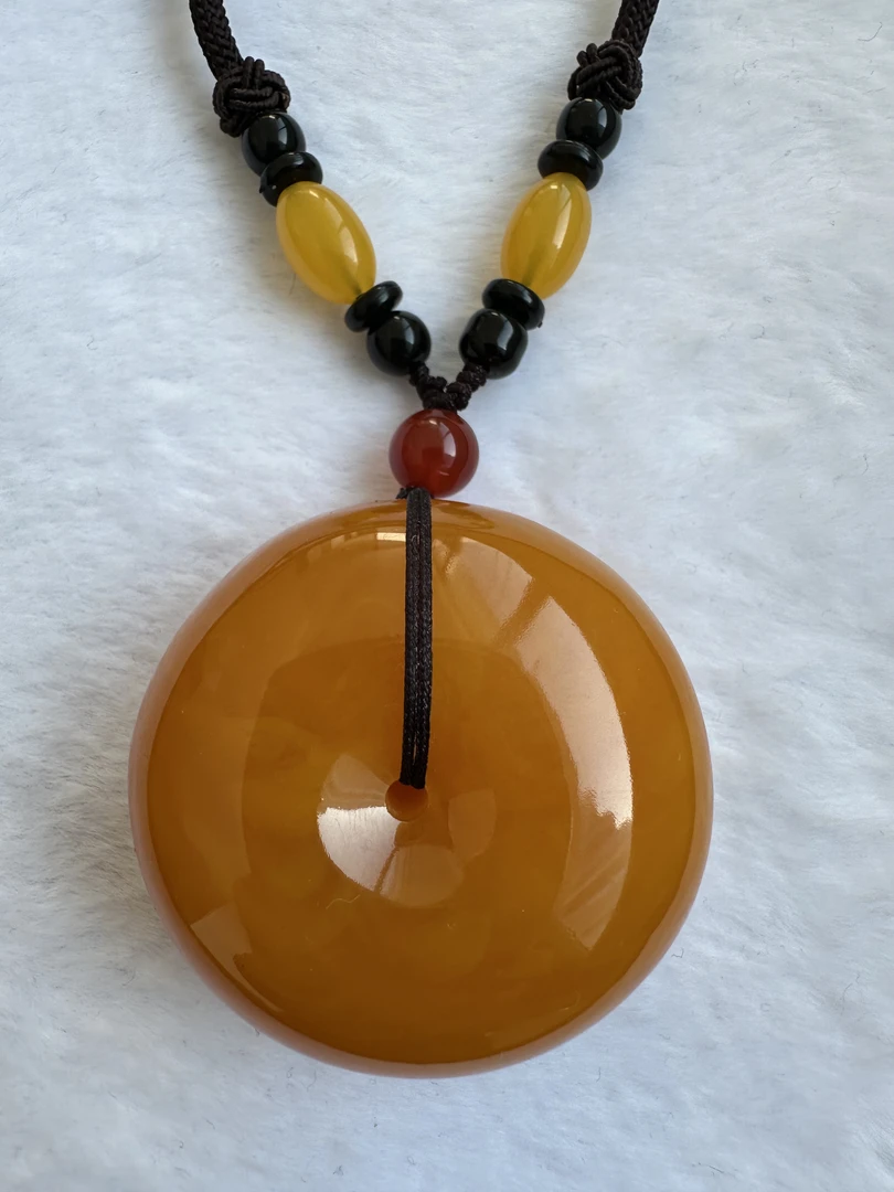 W104古巴新蜜蜜糖红大平安扣毛衣链吊坠