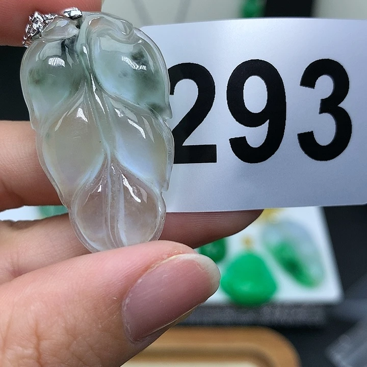 石英质玉颈饰未镶嵌
