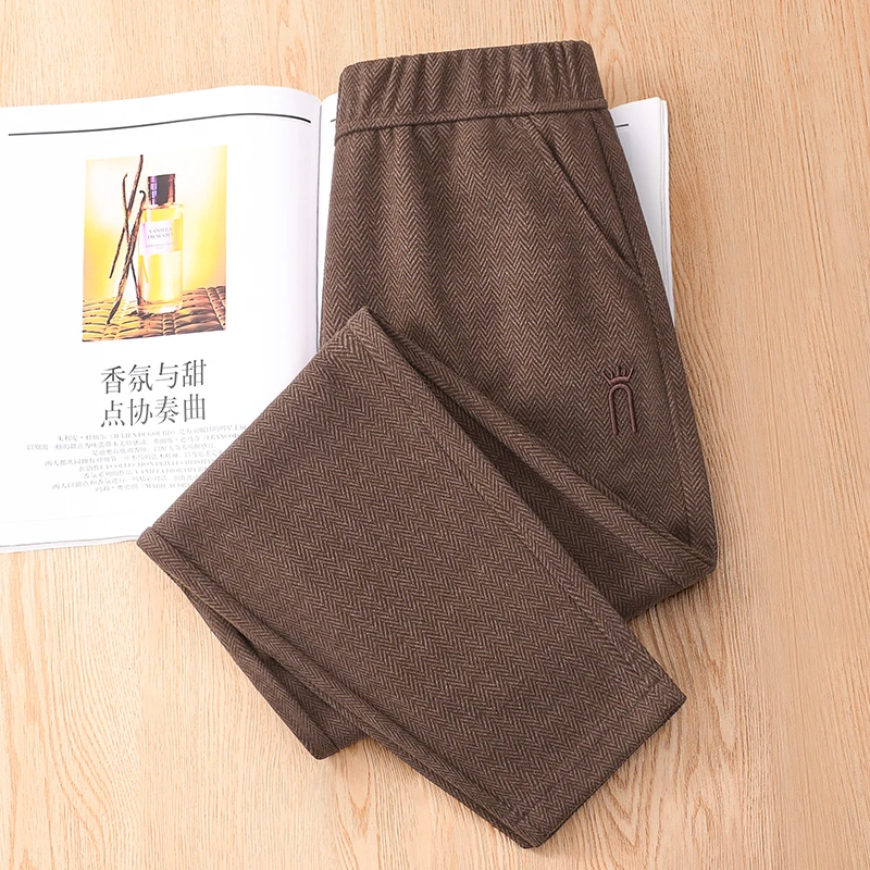 咖色毛呢休闲运动裤女春秋款大码显瘦呢子宽松小脚萝卜哈伦卫裤