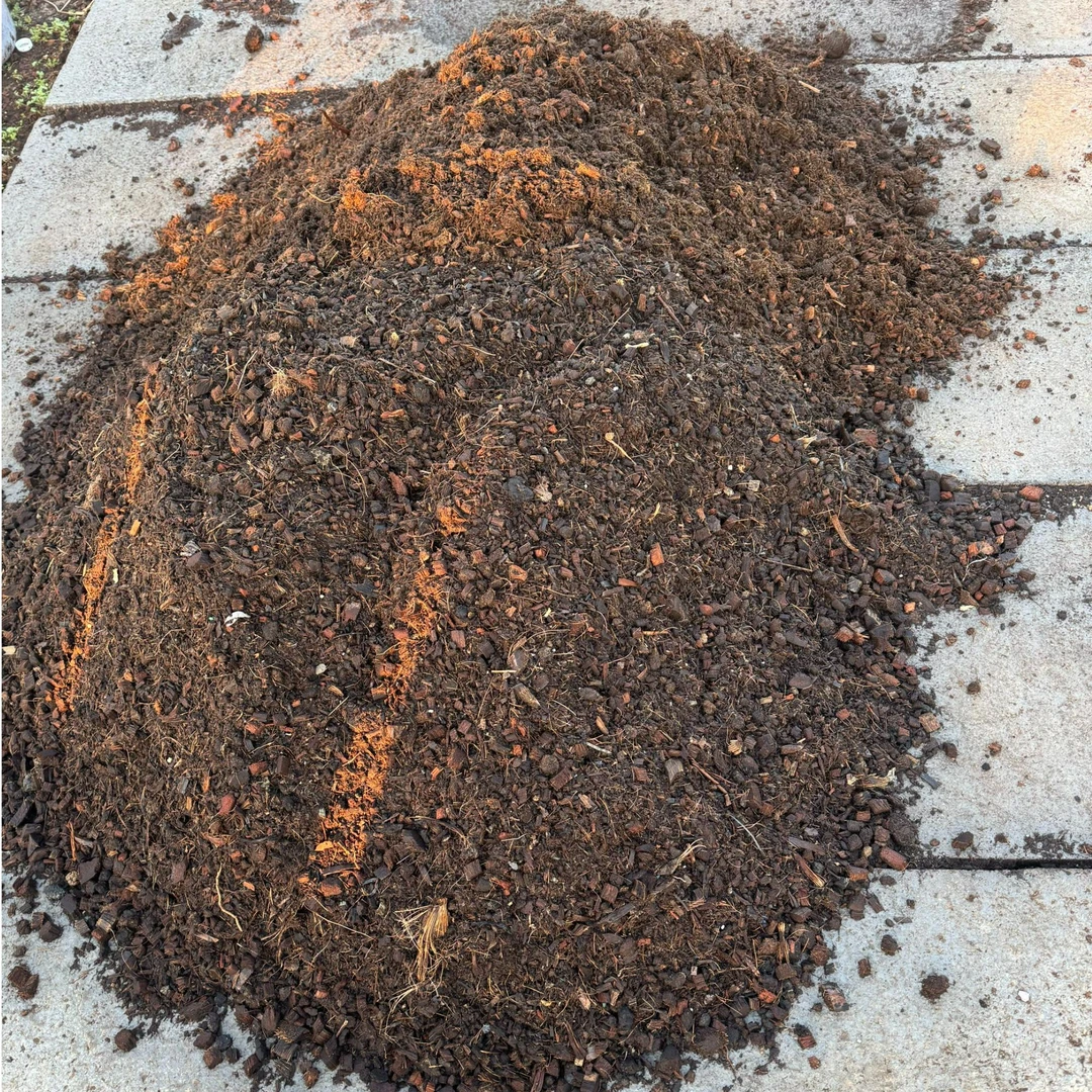 老磨盘【月季专用泥炭营养土】10升